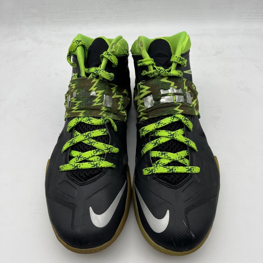 Mens Nike Zoom Soldier VII 7 Adult Size 10 Lebron James Black Green (609679-004) - Picture 5 of 16